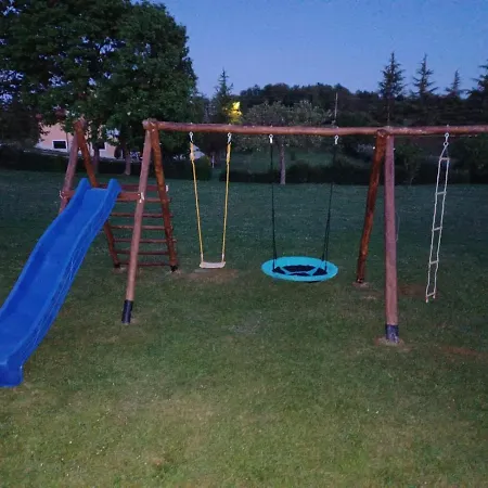 Stara Kuca Apartamento Heki